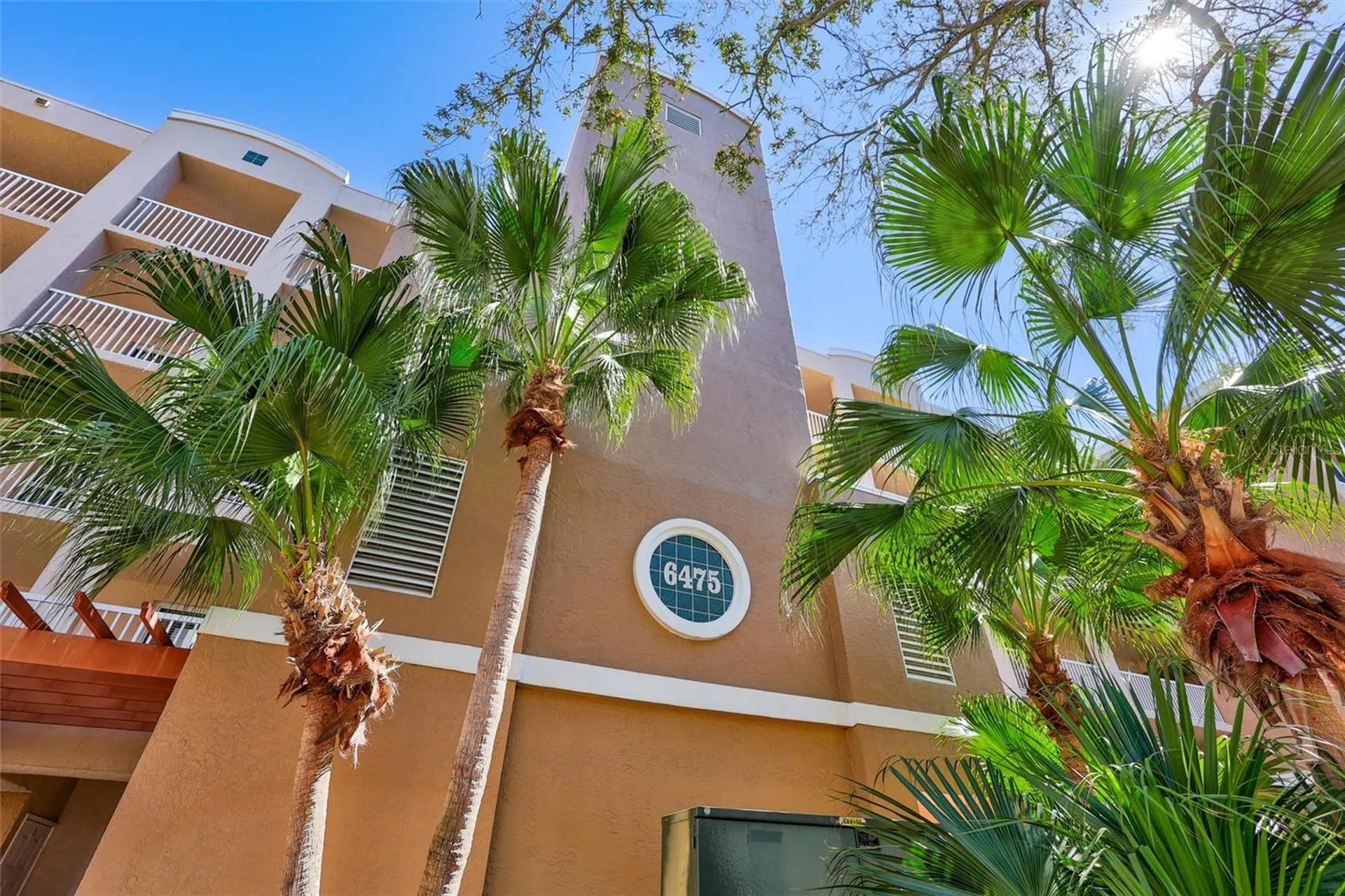 6475 Shoreline Drive St Petersburg FL 33708