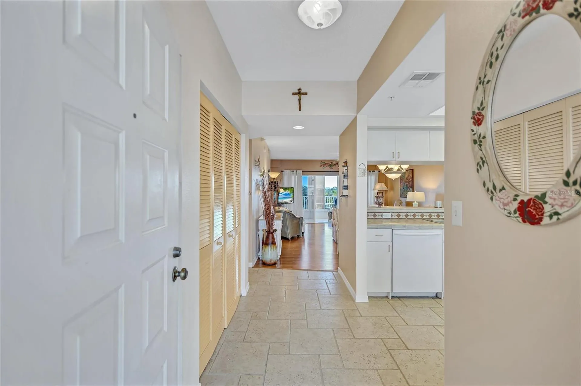 6475 Shoreline Drive St Petersburg FL 33708