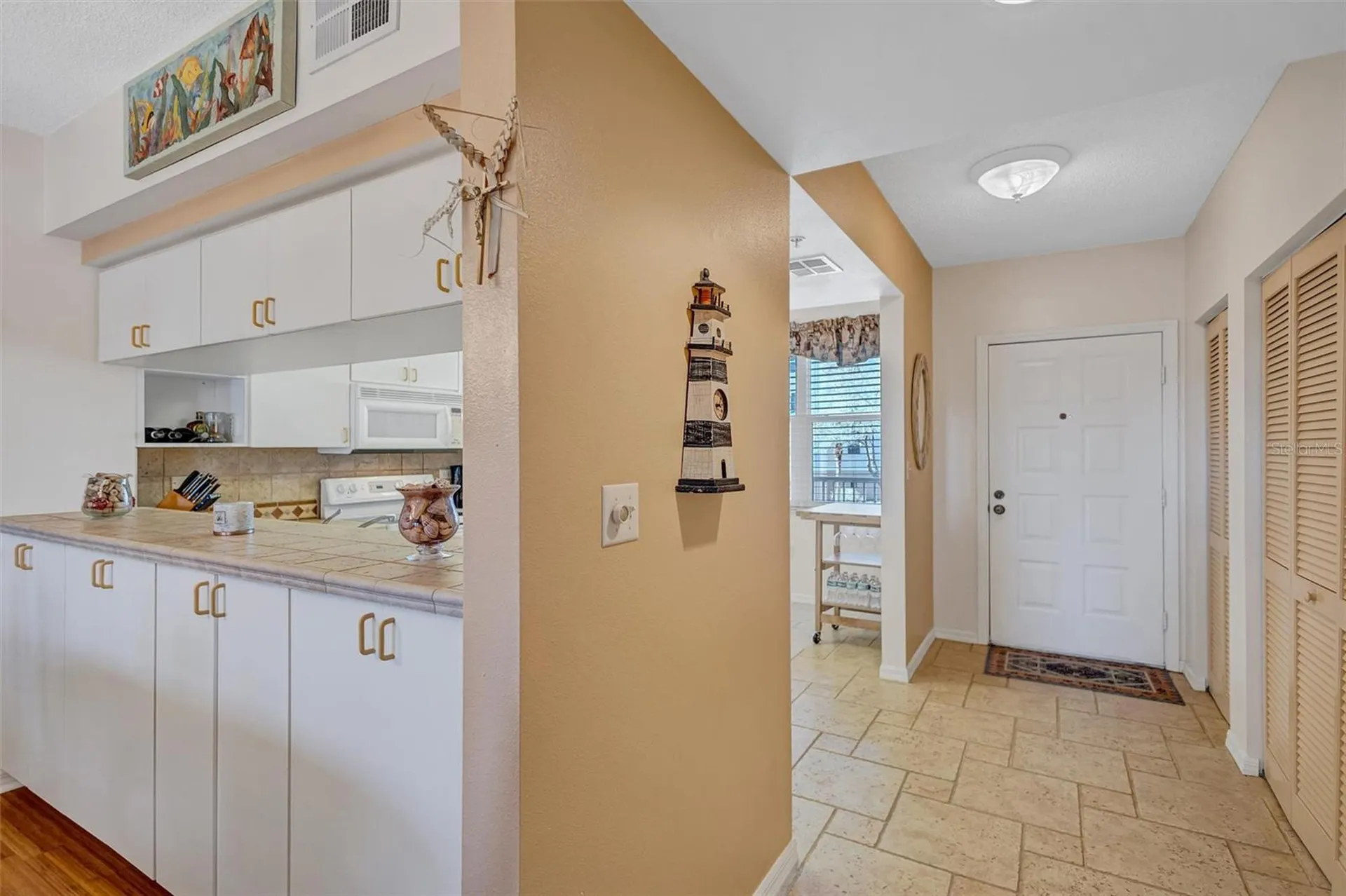 6475 Shoreline Drive St Petersburg FL 33708