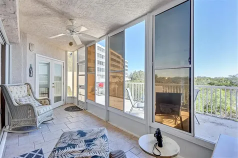 6475 Shoreline Drive St Petersburg FL 33708