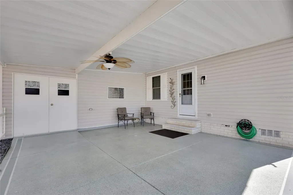 1625 Pinehurst Drive Lady Lake FL 32159