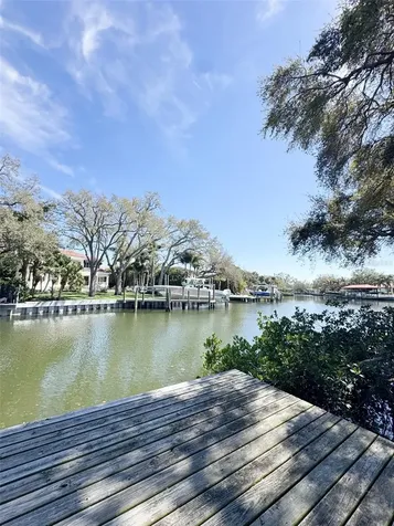 5104 W San Jose Street Tampa FL 33629
