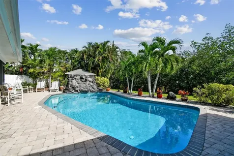 5104 W San Jose Street Tampa FL 33629
