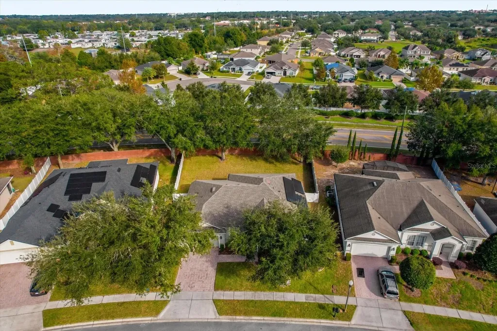 2284 Pickford Circle Apopka FL 32703