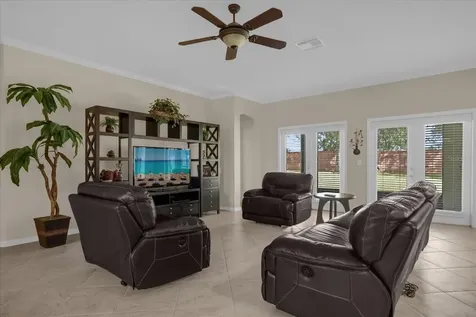 2284 Pickford Circle Apopka FL 32703