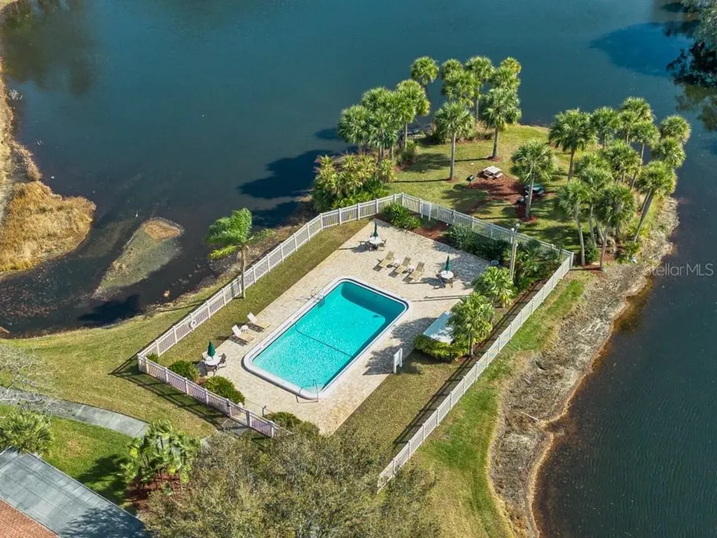 10336 Carrollwood Lane Tampa FL 33618
