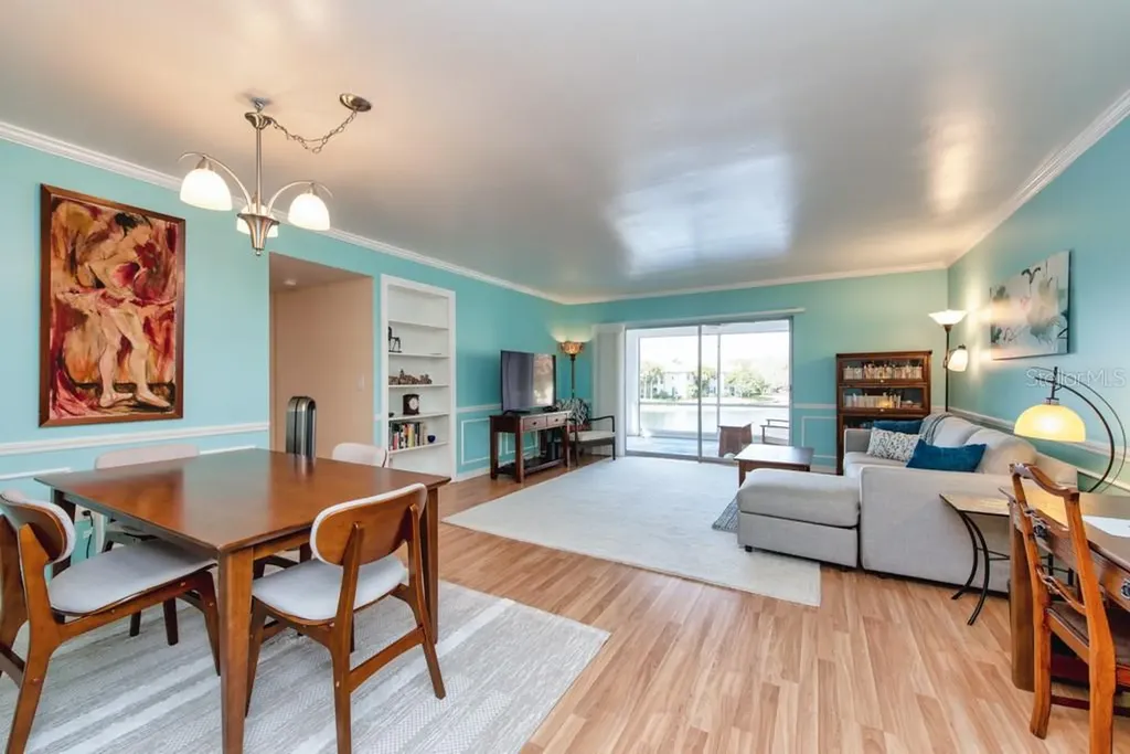 10336 Carrollwood Lane Tampa FL 33618