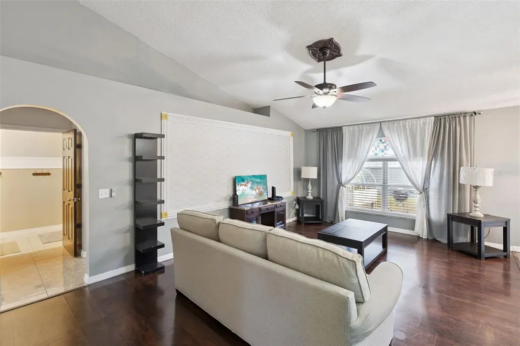 907 Salerno Court Kissimmee FL 34758