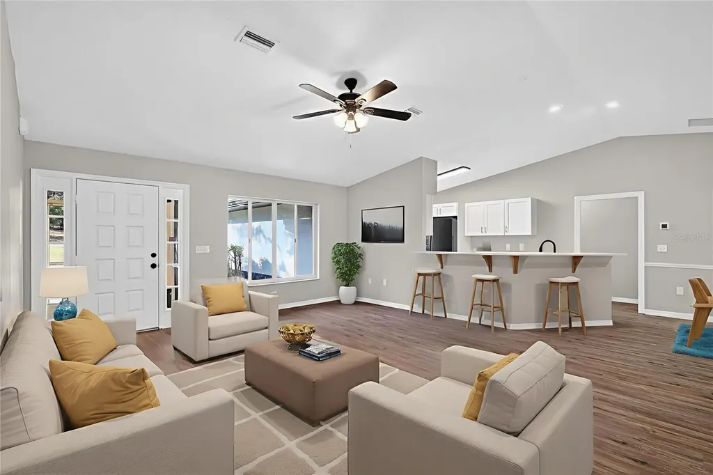 1139 E Mckinley Street Hernando FL 34442