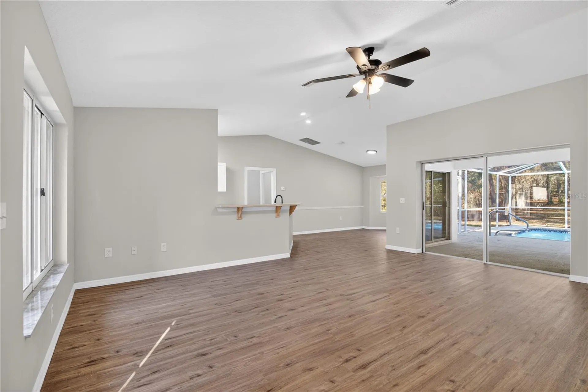 1139 E Mckinley Street Hernando FL 34442