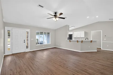 1139 E Mckinley Street Hernando FL 34442