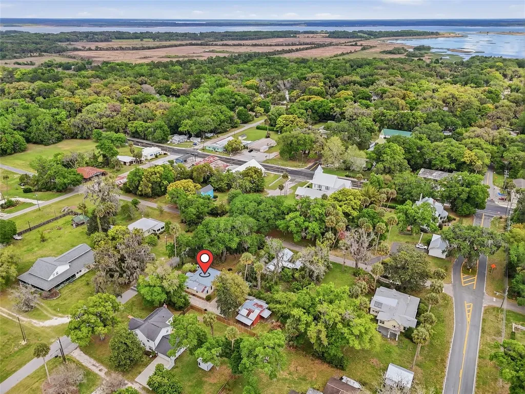 6070 Avenue F Mc Intosh FL 32664