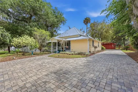 6070 Avenue F Mc Intosh FL 32664