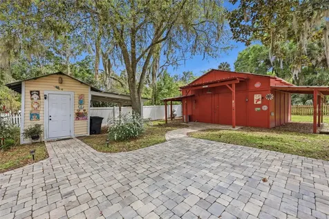 6070 Avenue F Mc Intosh FL 32664