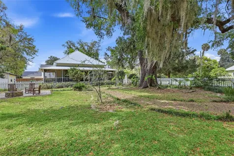 6070 Avenue F Mc Intosh FL 32664