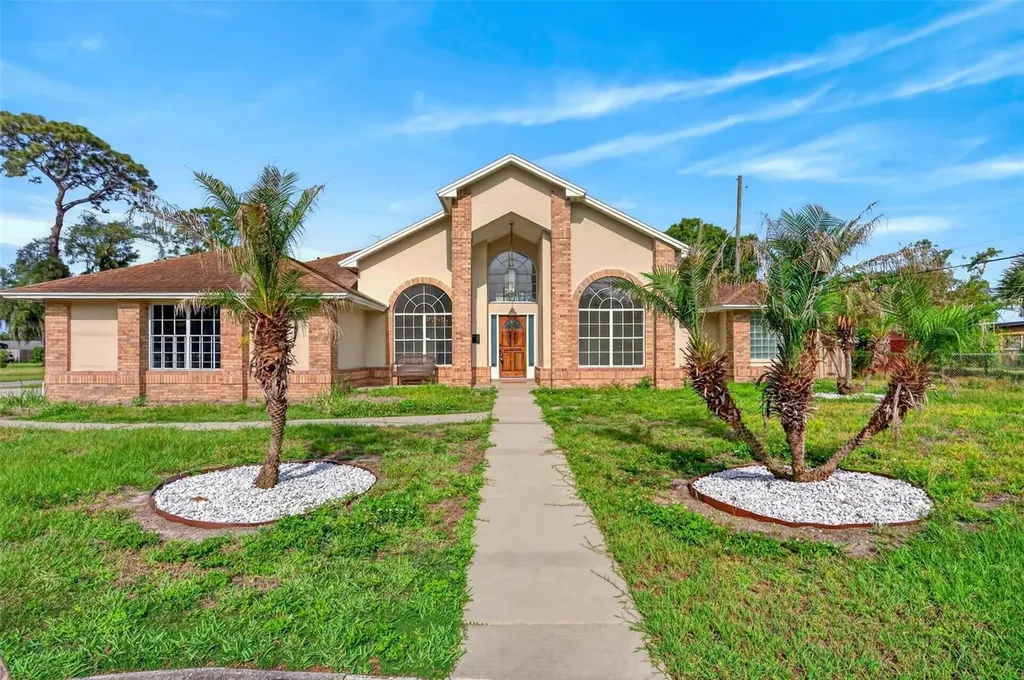 2800 Conway Gardens Road Orlando FL 32806