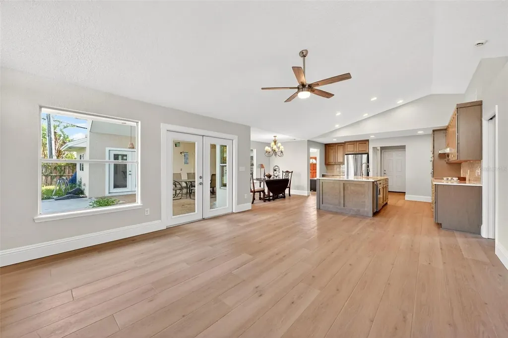 2800 Conway Gardens Road Orlando FL 32806