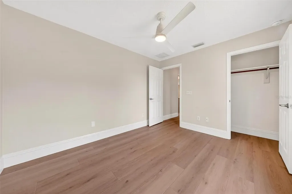 2800 Conway Gardens Road Orlando FL 32806