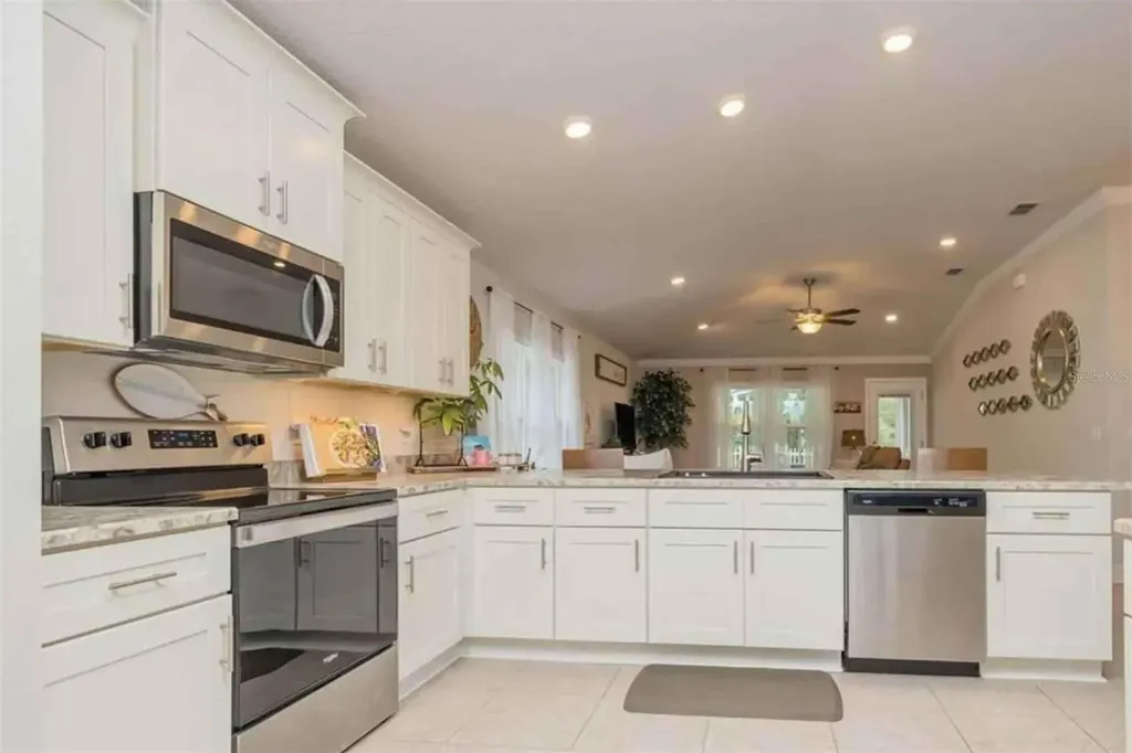 25 Rivertown Road Palm Coast FL 32137