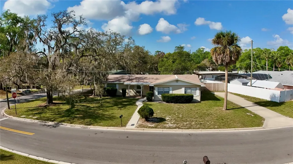 2208 Community Way Sanford FL 32771