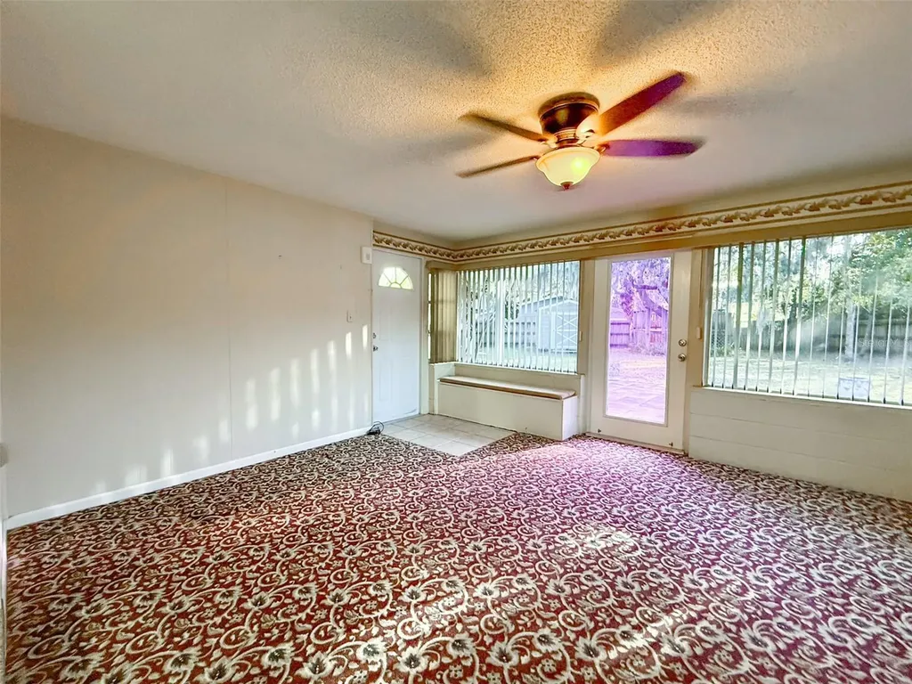 2208 Community Way Sanford FL 32771