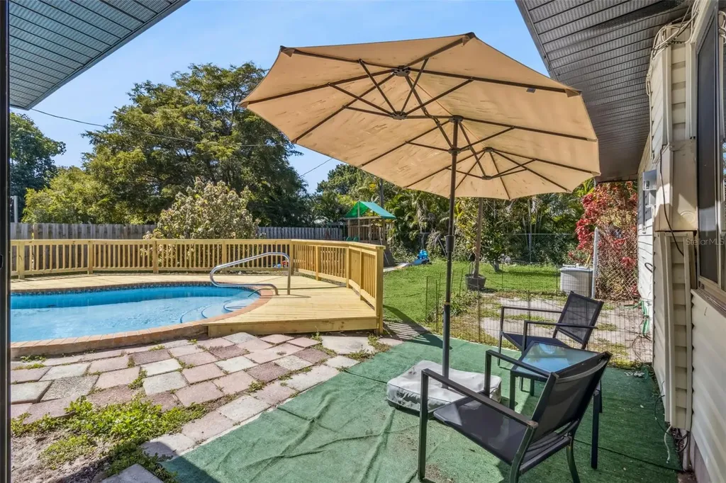 4903 26th Avenue W Bradenton FL 34209