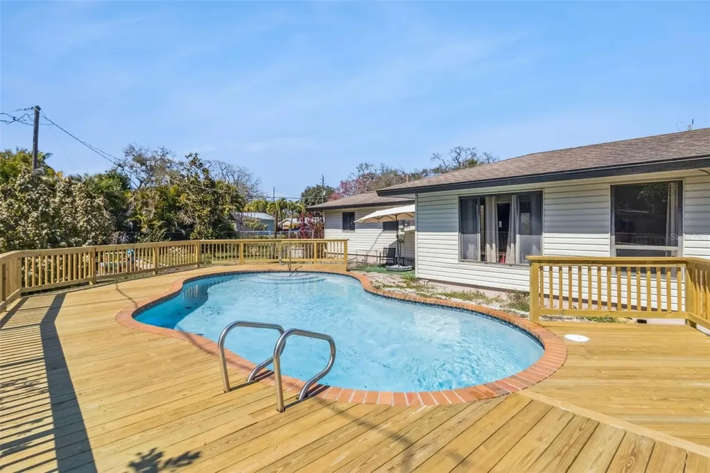 4903 26th Avenue W Bradenton FL 34209