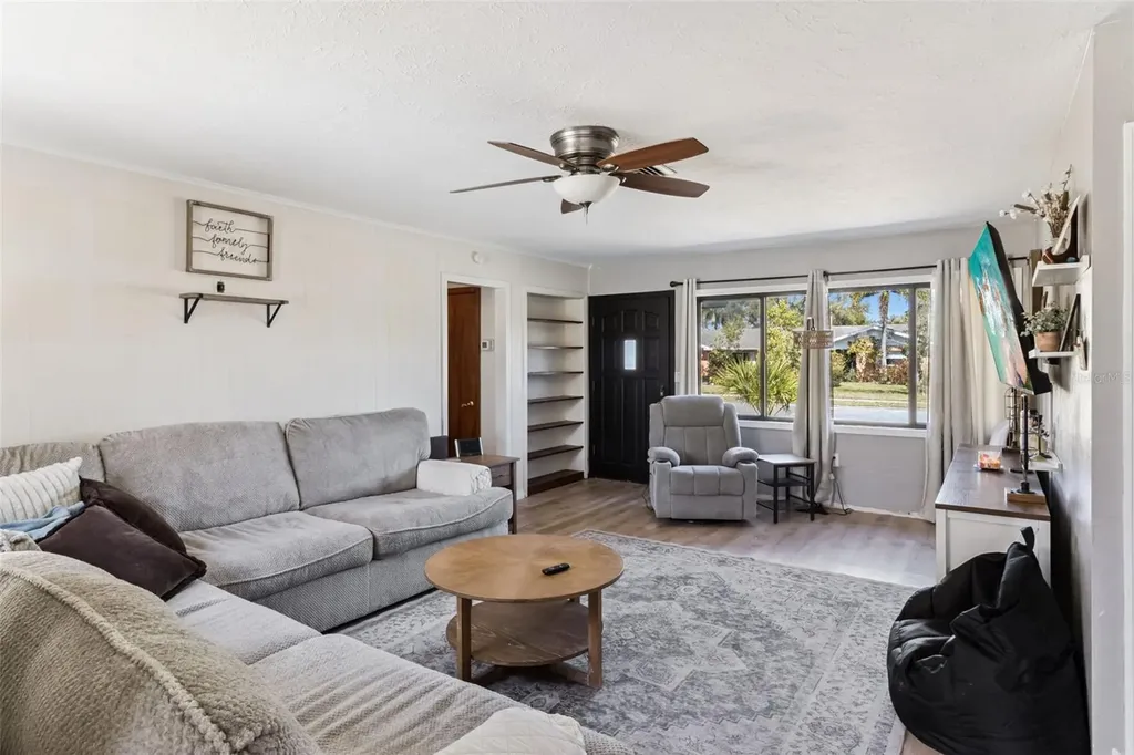 4903 26th Avenue W Bradenton FL 34209