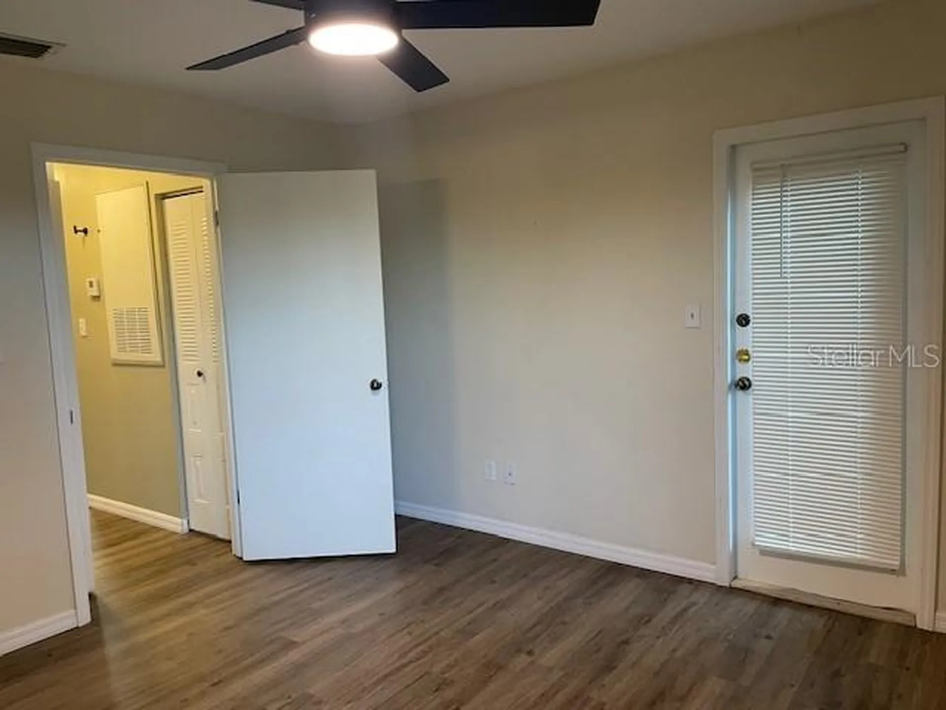 4028 Crockers Lake Boulevard Sarasota FL 34238