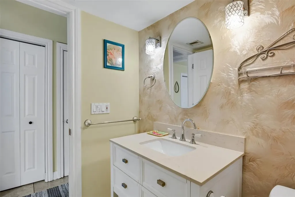 3413 Clark Road Sarasota FL 34231