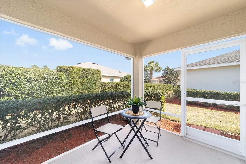 5076 Neptune Circle Oxford FL 34484