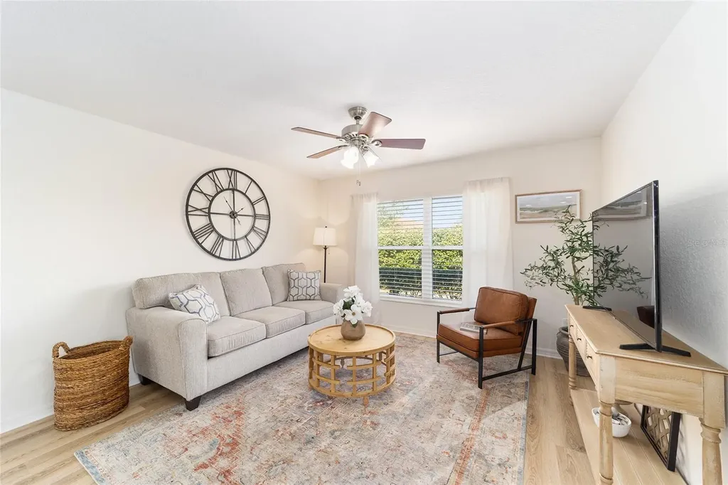5076 Neptune Circle Oxford FL 34484