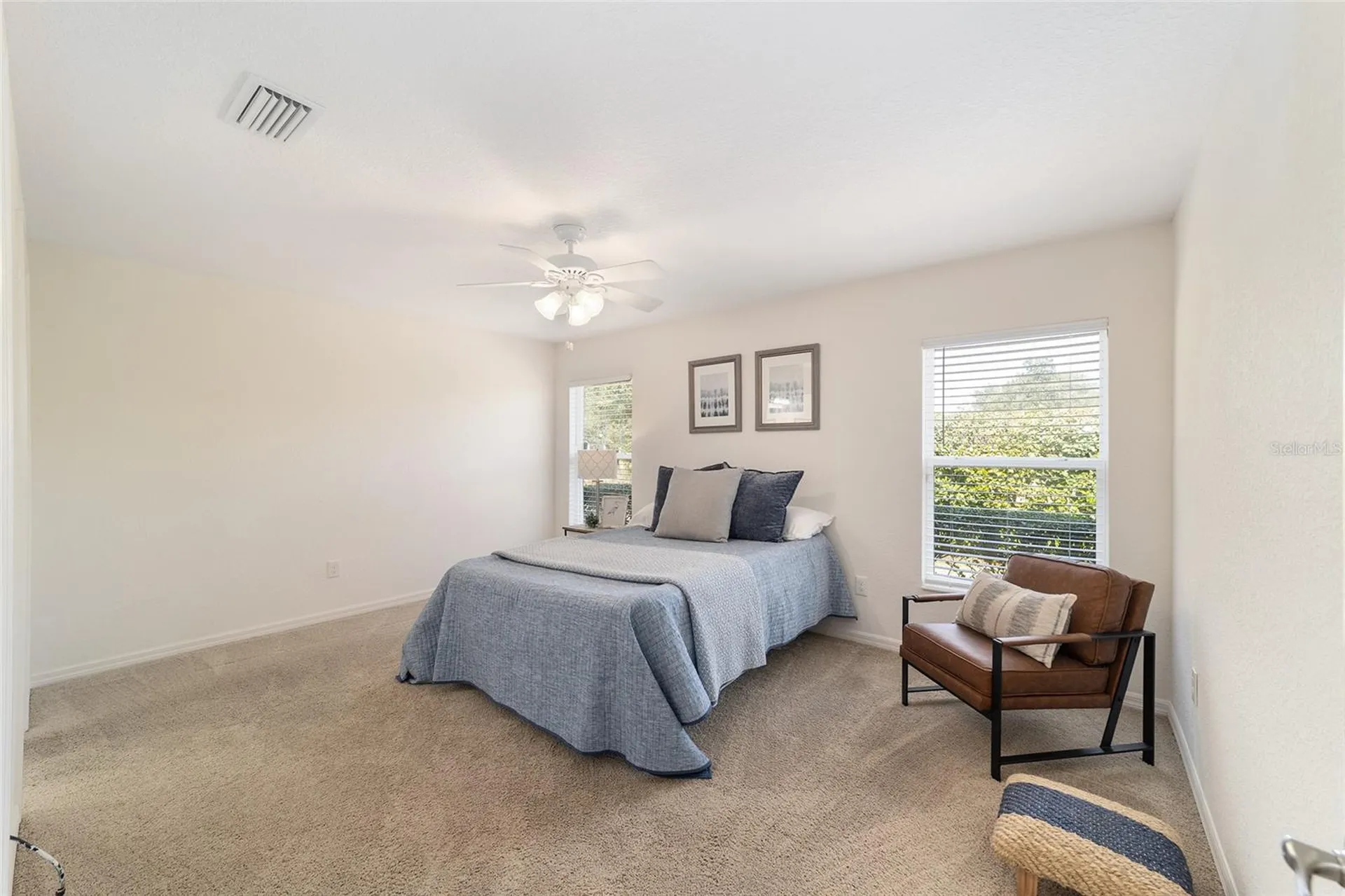 5076 Neptune Circle Oxford FL 34484