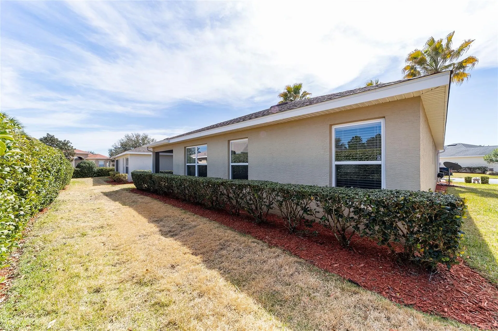 5076 Neptune Circle Oxford FL 34484