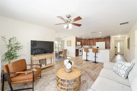5076 Neptune Circle Oxford FL 34484