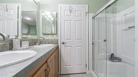 37436 Lilly Bea Avenue Zephyrhills FL 33541