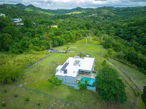 Morovis PR 00687
