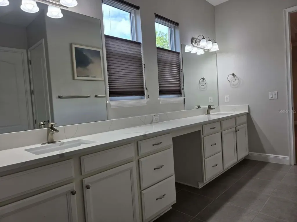 10310 Eastwood Drive Bradenton FL 34211