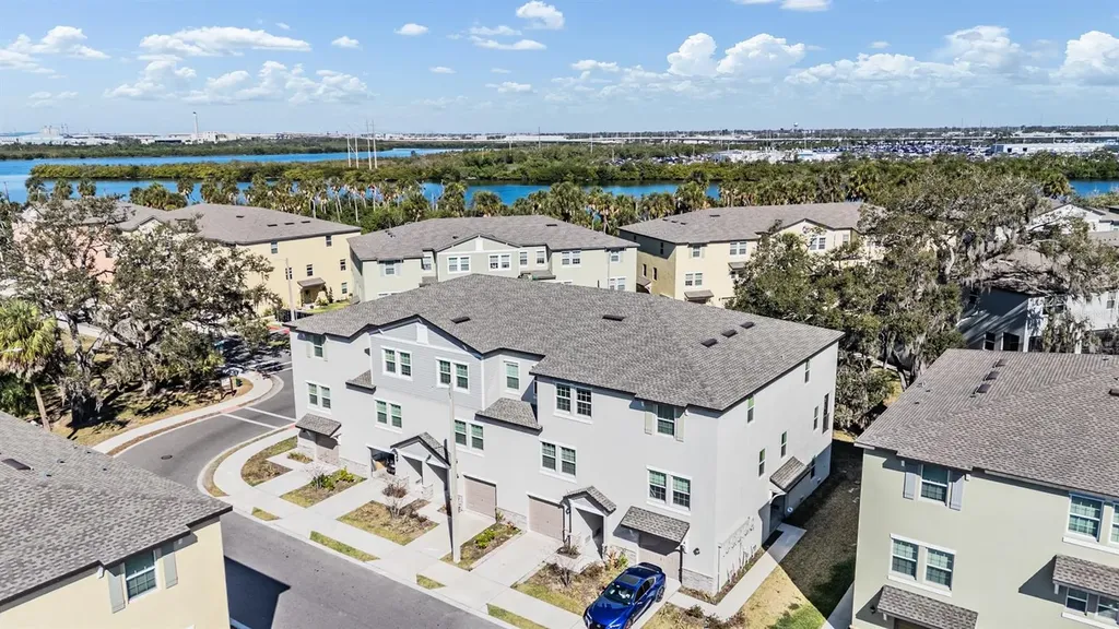 4607 Tuscan Loon Drive Tampa FL 33619