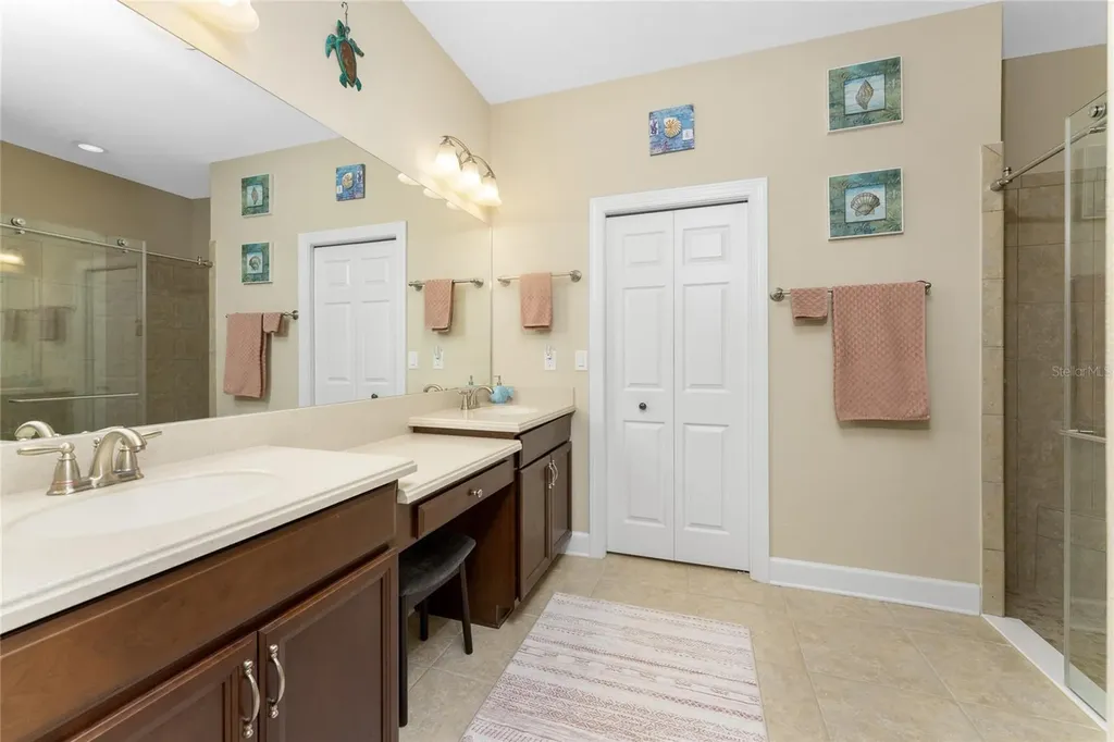 215 Fontanelle Circle Venice FL 34292