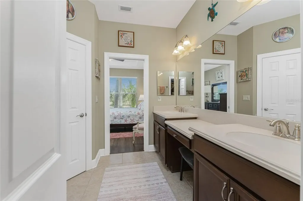 215 Fontanelle Circle Venice FL 34292