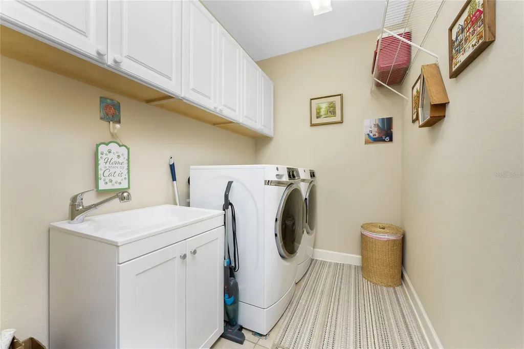 215 Fontanelle Circle Venice FL 34292