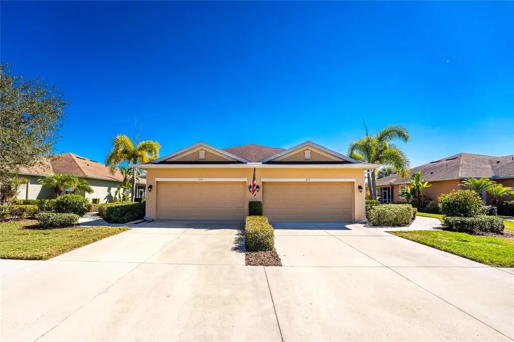 215 Fontanelle Circle Venice FL 34292