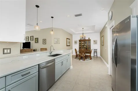 215 Fontanelle Circle Venice FL 34292
