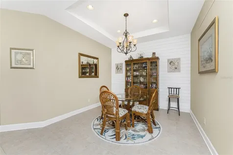 215 Fontanelle Circle Venice FL 34292