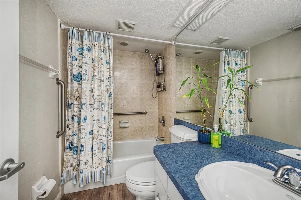 2255 N Beach Road Englewood FL 34223