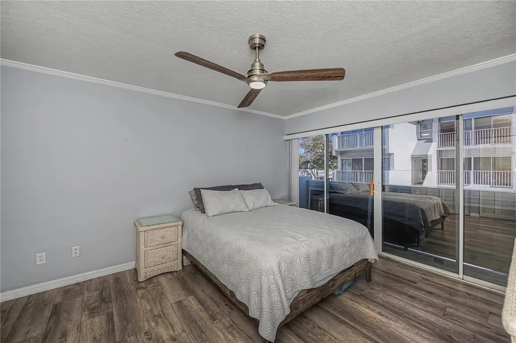 2255 N Beach Road Englewood FL 34223