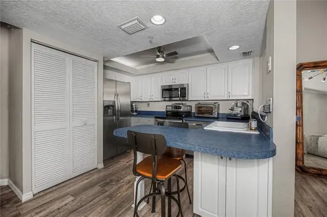 2255 N Beach Road Englewood FL 34223