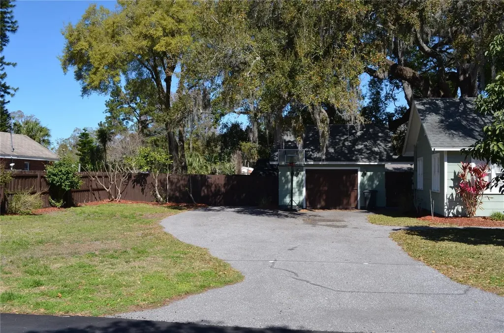 5731 Michigan Avenue New Port Richey FL 34652