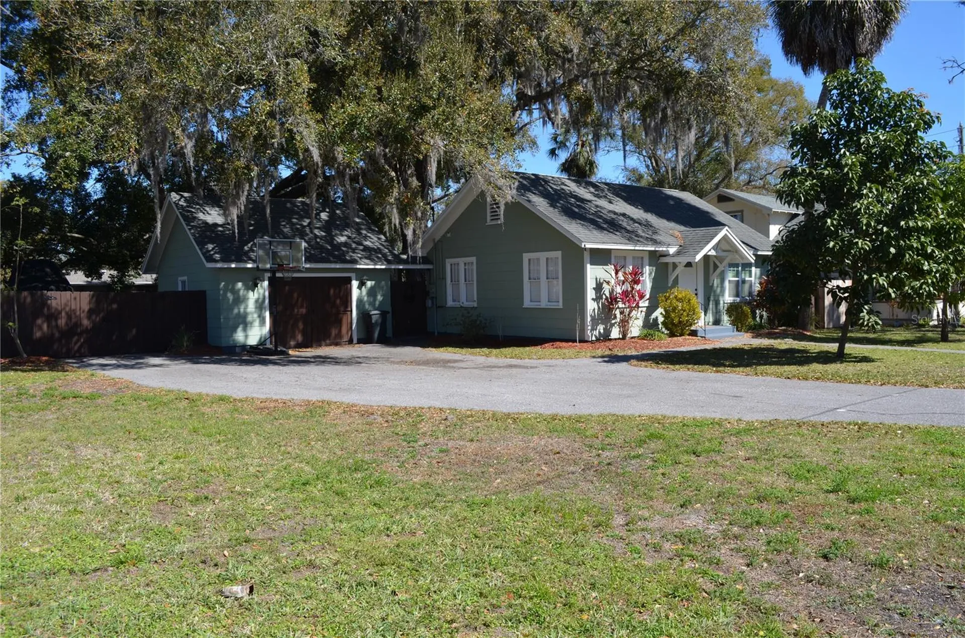 5731 Michigan Avenue New Port Richey FL 34652